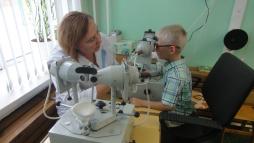 Офтальмологический кабинет оснащен всем необходимым оборудованием для лечения глазных заболеваний